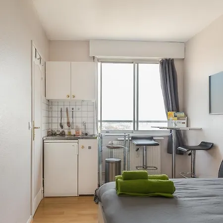Travel Homes - Le Wilson, Face A La Gare Mulhouse Exterior photo